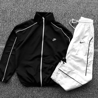 Oversized parachute set · Black & White