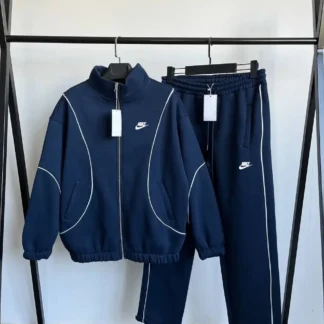 Oversized striped lettering set · Navy